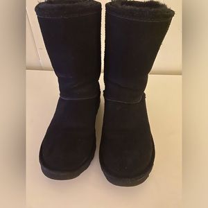 Bearpaw boots​